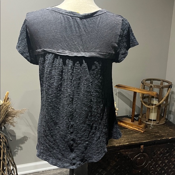 VINTAGE ANTHROPOLOGIE Dark Gray Short Sleeve Top with Pocket - Picture 3 of 4